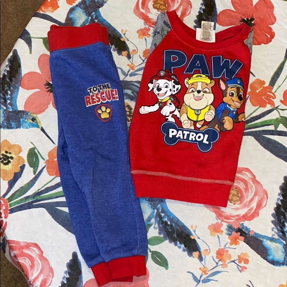 3T cute paw patrol sweater set🥰